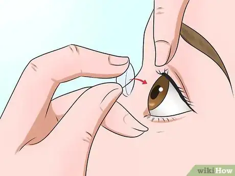 Image titled Remove Contact Lenses Step 6