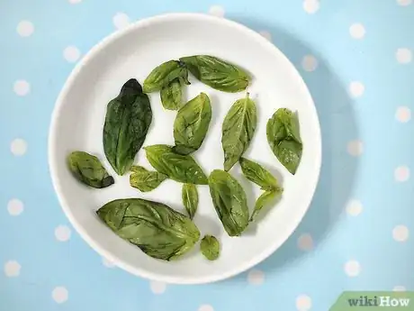 Image titled Freeze Basil Step 15