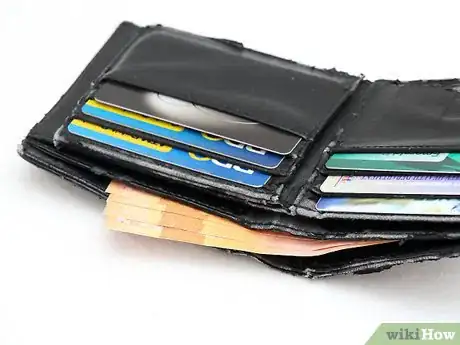 Image titled Use Hand Weights Step 2