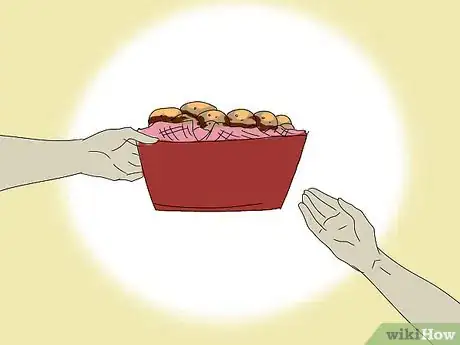 Image titled Socialize at Family Reunions Step 8