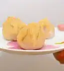 Make Strawberry Mochi (Daifuku)