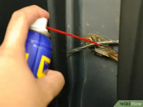 Image titled Prepare Your Car for Long Term Storage Step 3