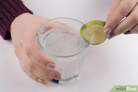 Image titled Make a Vodka Gimlet Step 3