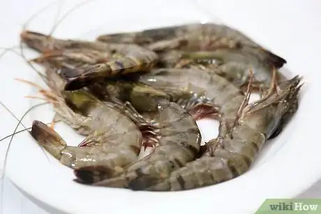 Image titled Clean Prawns Step 11