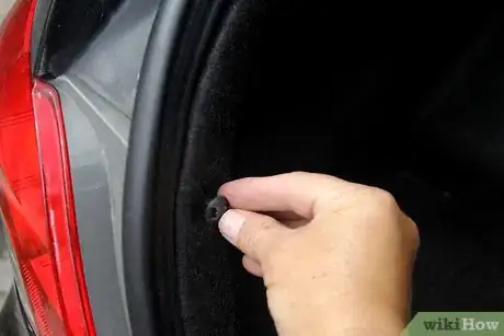 Image titled Fix a Burned Out Signal Bulb Step 14