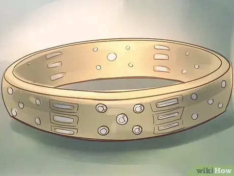 Image titled Choose a Vintage‐Inspired Engagement Ring Step 4