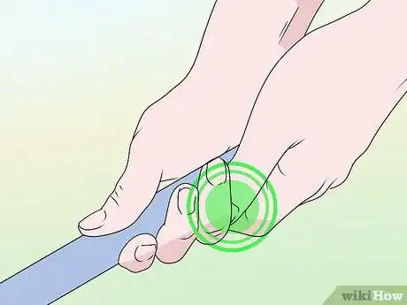Image titled Hold a Putter Step 6