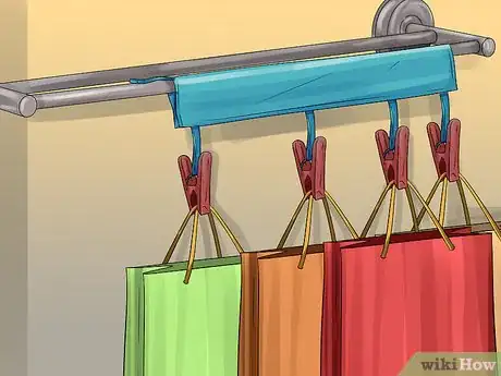 Image titled Store Gift Bags Step 10