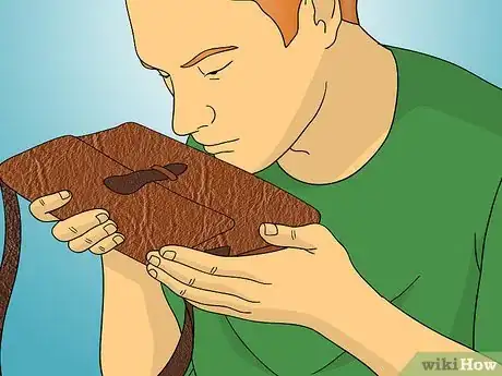 Image titled Remove Smell from an Old Leather Bag Step 3