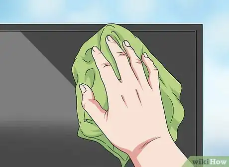 Image titled Clean a Flat Screen TV Step 3