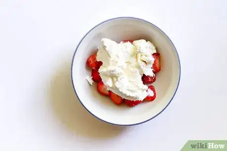 Image titled Serve Strawberries and Cream Step 4