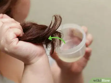 Image titled Use Jojoba Oil to Enhance Dry Hair Step 4