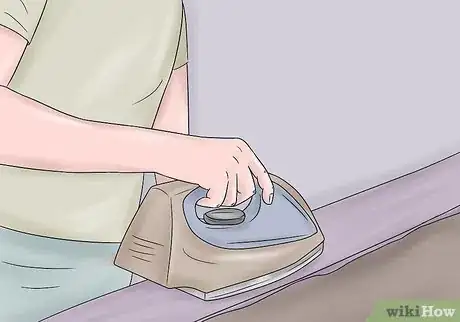 Image titled Make a No‐Sew Ruffled Tree Skirt Step 10