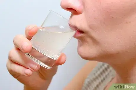 Image titled Make a Peppermint Patty Shooter Step 2