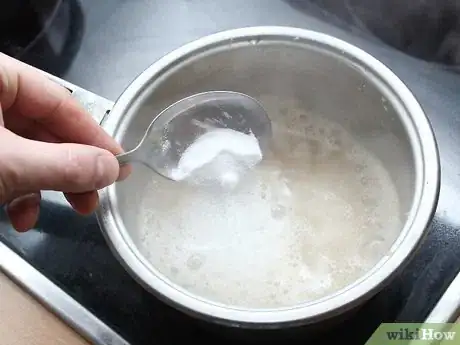 Image titled Remove Burnt Food from a Pot Step 8