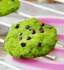 Make Green Chocolate Chip Cookies