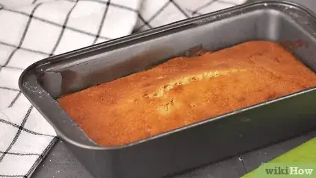 Image titled Keep Fruit Cake from Sinking During Baking Step 3