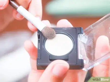 Image titled Make Blue Eyes Stand Out Step 3