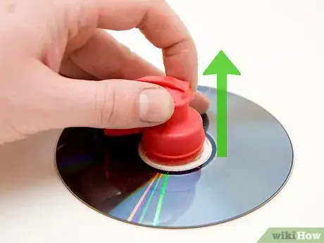 Image titled Make a CD Hovercraft Step 7