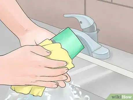 Image titled Make Dip Dyed Tumblers Step 17