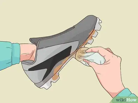 Image titled Clean Baseball Cleats Step 7