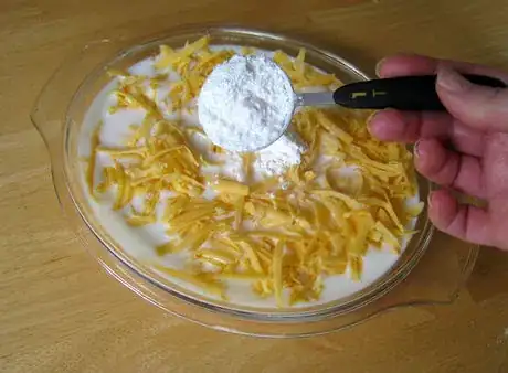 Image titled Cheese_sauce4