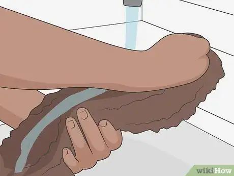 Image titled Wash a Human Hair Weave Step 11