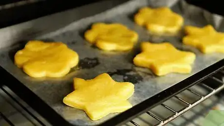 Image titled Keep Sugar Cookies from Spreading Step 10