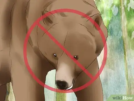 Image titled Approach an Injured Animal Step 1