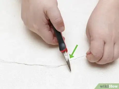 Image titled Make a Button Necklace Step 14