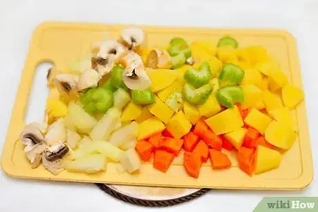 Image titled Make Slow Cooker Vegetable Pot Pie Step 1