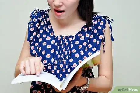 Image titled Become a Flight Attendant at Air France Step 2