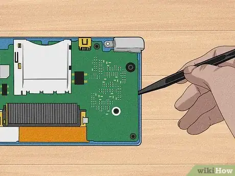 Image titled Take Apart Your Nintendo DS and Safely Put It Back Together Step 6