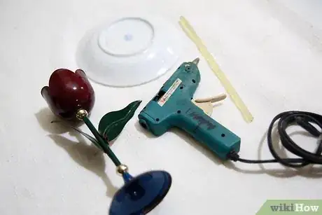 Image titled Make a Cake Stand Step 1