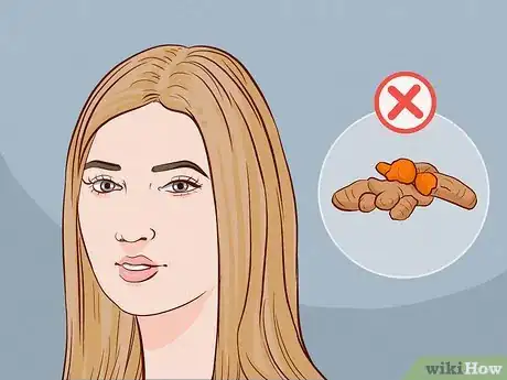 Image titled Use Exfoliating Shampoo Step 9