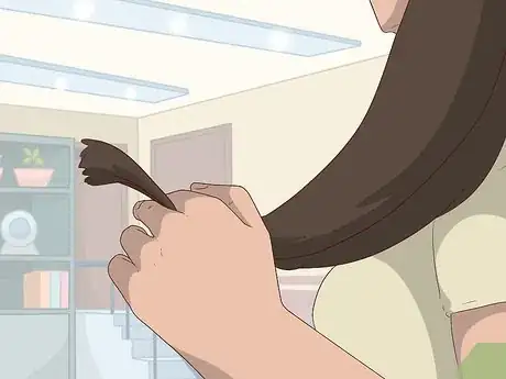 Image titled Trim Your Own Hair Step 17.jpeg
