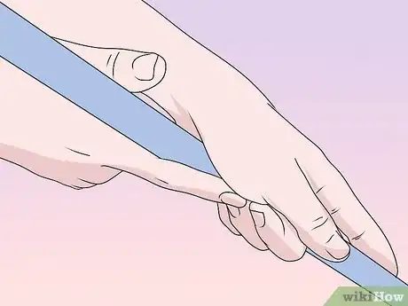 Image titled Hold a Putter Step 8