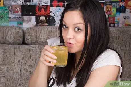 Image titled Make a Gin Bucket Step 8