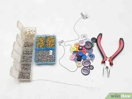 Image titled Make a Button Necklace Step 13