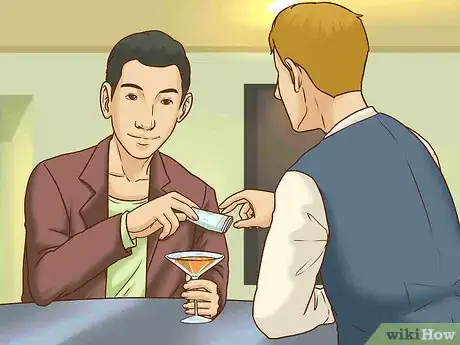 Image titled Leave a Tip in Paris Step 3