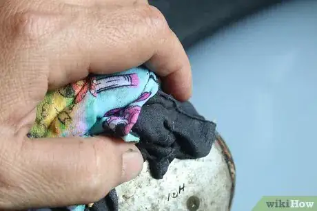 Image titled Clean a Golf Club Step 7