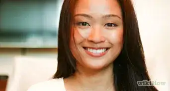 Apply Feminine Makeup