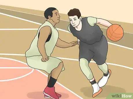 Image titled Elbow Pass Step 1