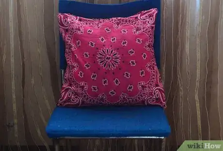Image titled Make a Pillow Out of a Bandana Final