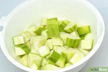 Image titled Make Zucchini Puree Step 3