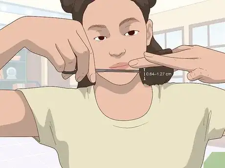 Image titled Trim Your Own Hair Step 18.jpeg