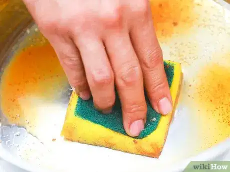 Image titled Get Caramel off Pots and Pans Step 8