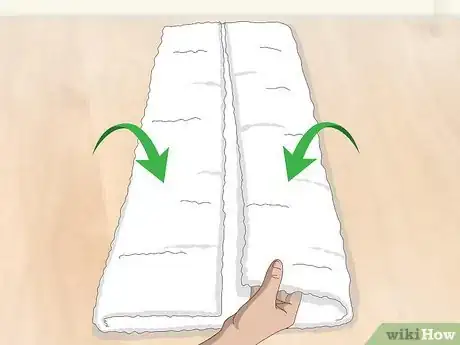 Image titled Arrange Towels on a Towel Bar Step 2