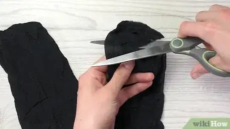 Image titled Make Nylon Headbands Step 1