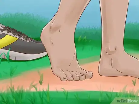 Image titled Climb a Tree With No Branches Step 2